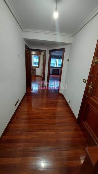 Foto 94ab89f0-d716-41d2-a5aa-845500f778a9. Location appartement avec chauffage parking dans Plaza Independencia Vigo