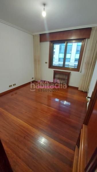 Foto a8ef53b1-9667-41a3-b548-c7b48a126a32. Location appartement avec chauffage parking dans Plaza Independencia Vigo