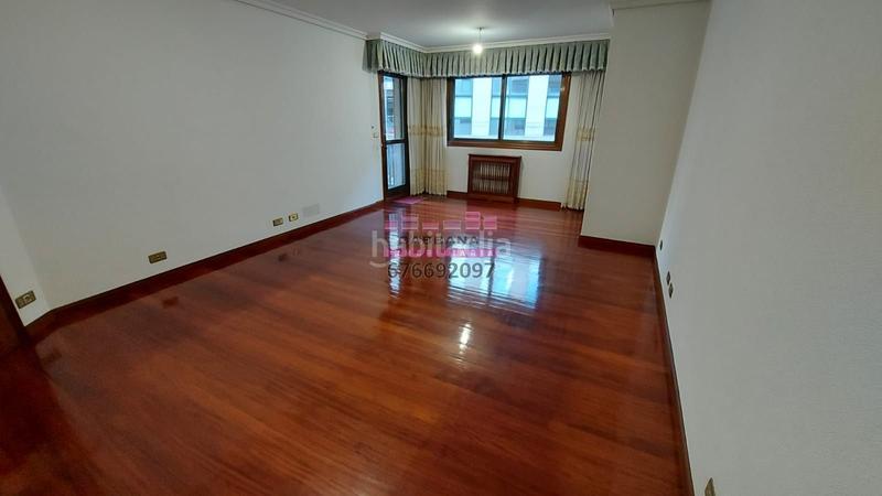 Foto c88d9694-742b-464a-9eab-330157018b53. Location appartement avec chauffage parking dans Plaza Independencia Vigo