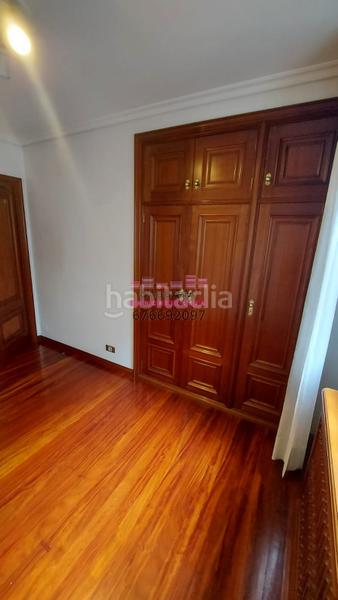 Foto b3494480-1ebb-46fe-ab1e-1512b479064c. Miete etagenwohnung mit heizung parking in Plaza Independencia Vigo