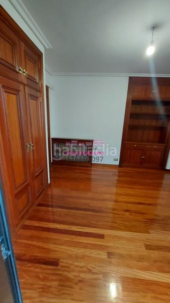 Foto 2f47d801-2457-4b33-bf34-fed6bfd91d51. Rent flat with heating parking in Plaza Independencia Vigo