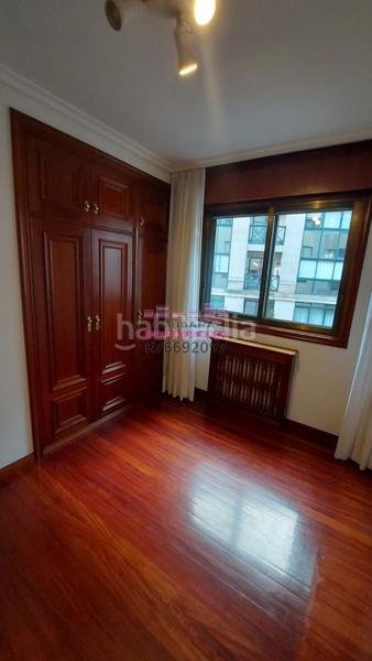 Foto 55ed0792-453a-49be-afa6-9d1a08707e65. Rent flat with heating parking in Plaza Independencia Vigo