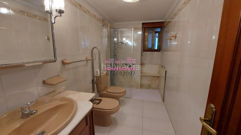 Foto 69bacabc-e104-4a2c-b778-b112343d1f92. Rent flat with heating parking in Plaza Independencia Vigo