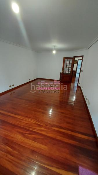 Foto 8900730b-d4aa-4f2f-ab5f-d9e8eea29d47. Rent flat with heating parking in Plaza Independencia Vigo