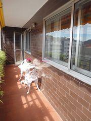 Miete Etagenwohnung in Rúa serafín avendaño 11