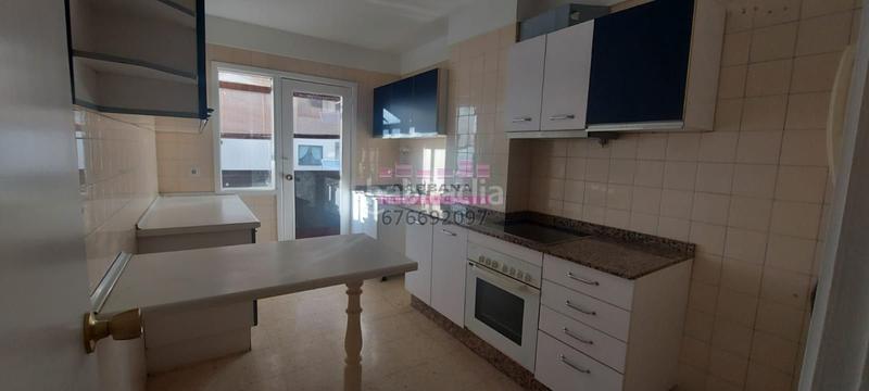 Foto c0d10a08-0611-49e1-ad5b-8952c9ddba2f. Alquiler piso en Centro - Areal Vigo