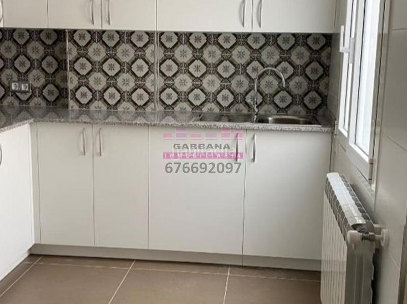 Foto 044f6e83-de16-4986-86ae-a375fd8cc370. Location appartement avec chauffage dans Berbés - Peritos Vigo