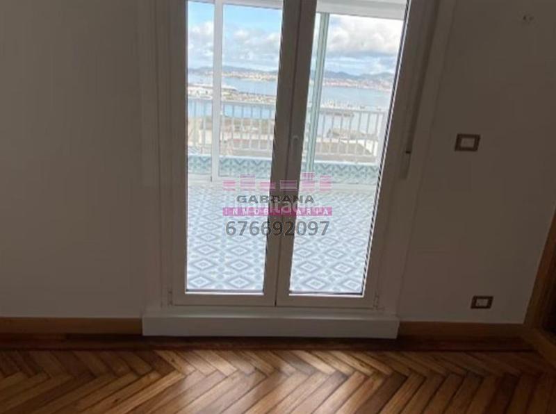 Foto 620ed107-e5fa-4ad3-a09b-66b73200ca96. Rent flat with heating in Berbés - Peritos Vigo