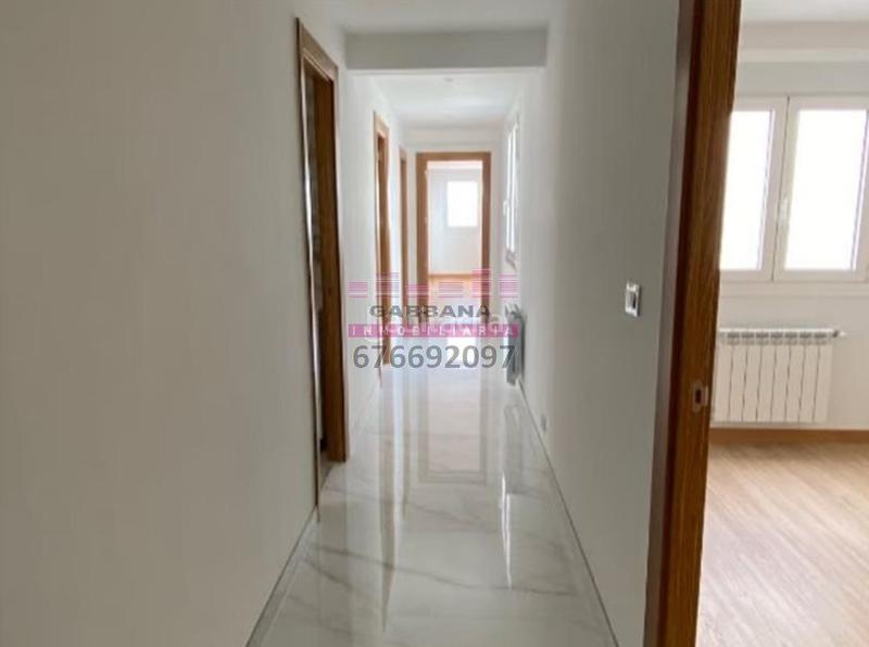 Foto 8dabc44c-bd02-434c-a5bf-848c9c8fb061. Rent flat with heating in Berbés - Peritos Vigo