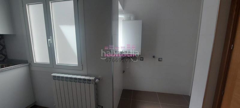 Foto 27f16d31-b31b-4343-b717-623f3e6046c9. Location appartement avec chauffage dans Berbés - Peritos Vigo