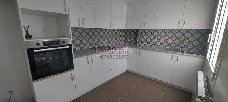 Foto 56c99572-33d7-4136-b5ed-e4c624de9a0c. Location appartement avec chauffage dans Berbés - Peritos Vigo