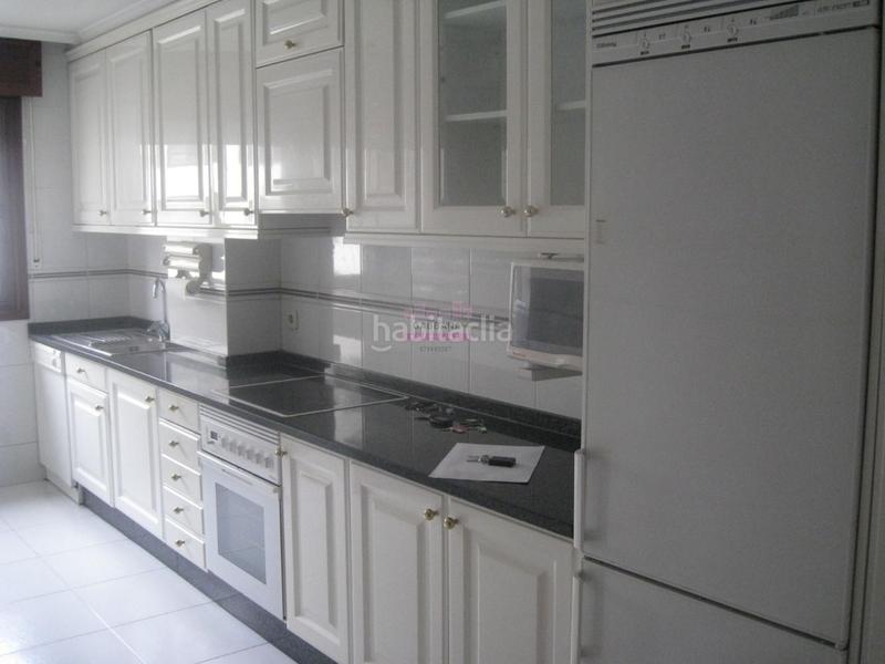 Foto 5bdb8bf3-81c5-422e-8887-601e576c3e28. Affitto appartamento con riscaldamento parcheggio in Vigo