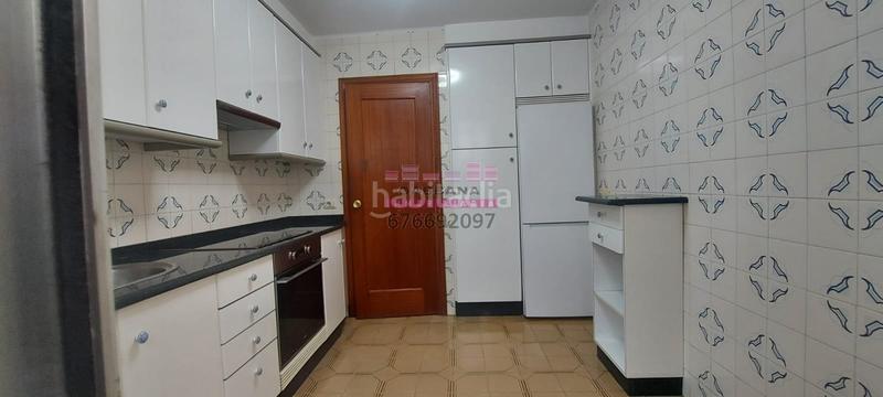 Foto 0808b761-25b4-4750-b83f-bed55b4a7fae. Affitto appartamento con riscaldamento parcheggio in Vigo