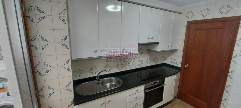 Foto fe9818af-1def-402b-a418-261728e85773. Affitto appartamento con riscaldamento parcheggio in Vigo