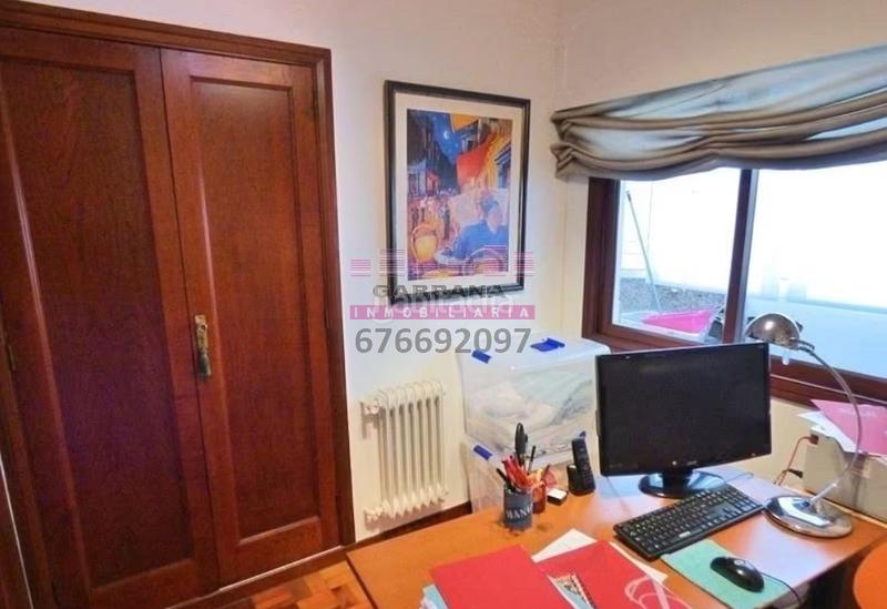 Foto e2404a41-1d99-4d67-b17e-c53679d7383c. Location appartement avec parking dans As Travesas - Balaidos Vigo