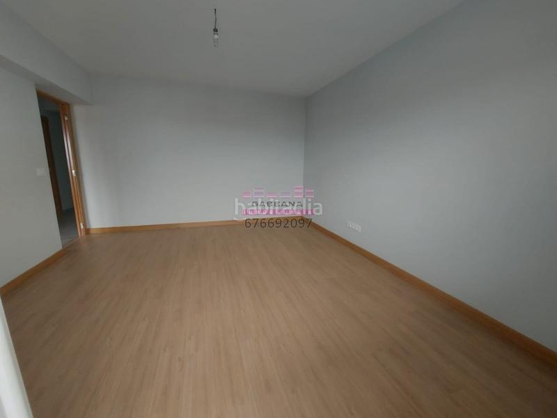 Foto ba7da103-10df-48ff-95b6-8a9d0d89f1d9. Alquiler piso plaza industria - recien refomado para estrenar!! en Vigo