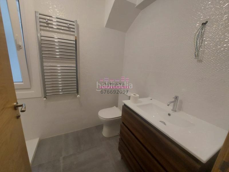 Foto be7e3f4e-3347-4f4f-9275-f9070bad3365. Location appartement dans Berbés - Peritos Vigo
