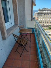 Rent Flat  Rúa da república arxentina. Bonito estudio con terraza pz de portugal