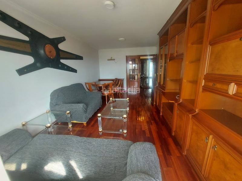 Foto 9c3c48d2-81a9-4e7c-a483-f6f4dae3614b. Rent flat with parking in O Castro Vigo