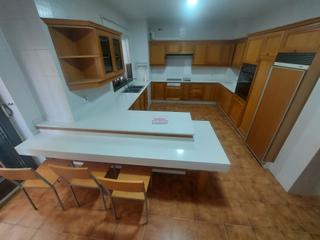 Location Appartement  Rúa de garcía barbón. Zona centro . parking y trastero
