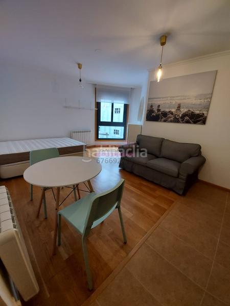 Foto 78d00801-db74-4528-8699-156fe436a556. Miete studiowohnung in rúa do brasil 23 in Plaza España - Corte Inglés Vigo