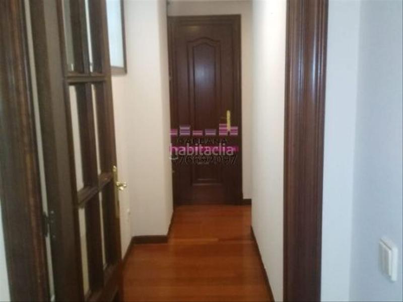 Foto b672293f-0f9c-466e-907e-b36b9866d6a7. Alquiler piso cc. vialia - sin muebles en Centro - Areal Vigo