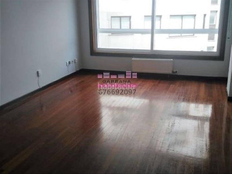 Foto eaa28dff-2f12-4eb9-97d4-60aa4161efb0. Alquiler piso cc. vialia - sin muebles en Centro - Areal Vigo