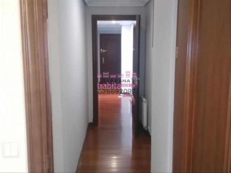 Foto ef448f69-0782-4e96-9783-b16bd95230ae. Alquiler piso cc. vialia - sin muebles en Centro - Areal Vigo