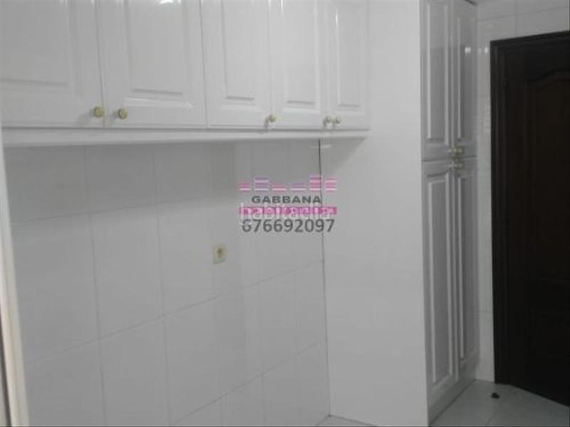 Foto 9b577e03-f6f2-41af-8de1-172d2634b68c. Lloguer pis amb aparcament a Centro - Areal Vigo