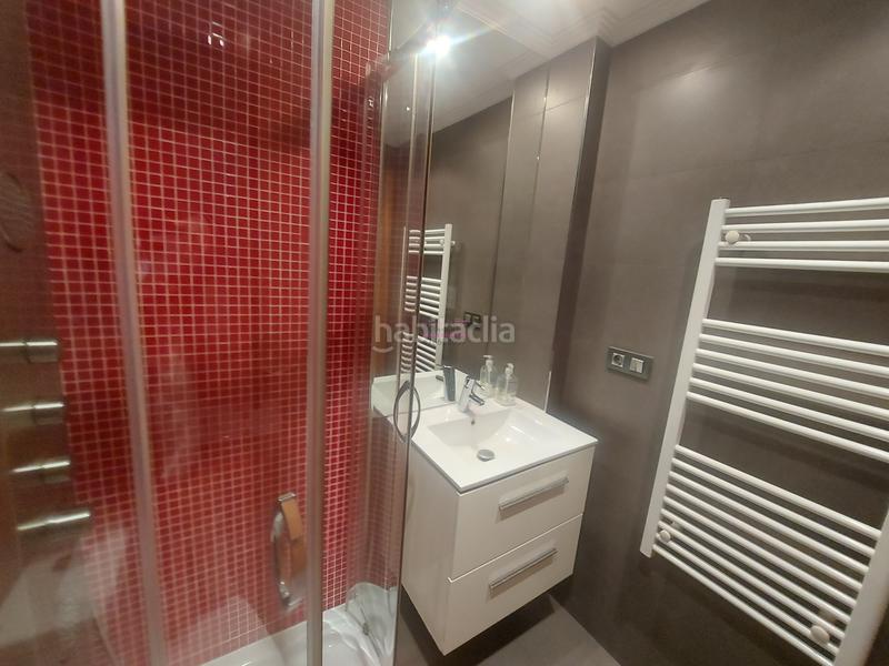 Foto 4a0eb6f8-c9f5-4514-95c1-ee408bc0c90c. Alquiler dúplex excelente duplex nuevo situado en la centrica calle urzaiz en Vigo