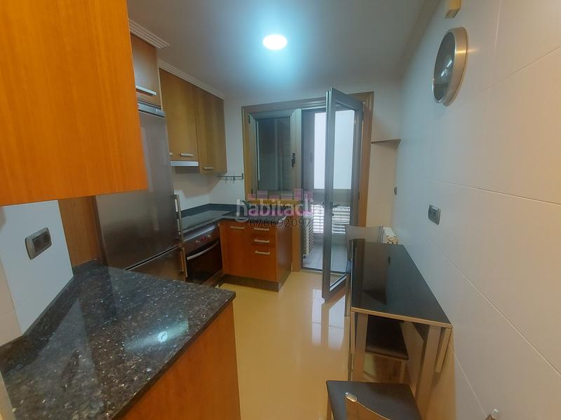 Foto c07c69ad-7dba-463c-8a20-92f43089f24e. Alquiler piso plaza de la miñoca - excelentes calidades en Vigo