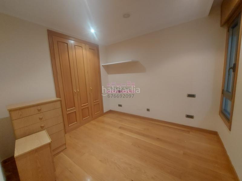 Foto 0e0bd5cb-ec74-4af5-acf9-8aaf038f8623. Location appartement avec parking dans As Travesas - Balaidos Vigo