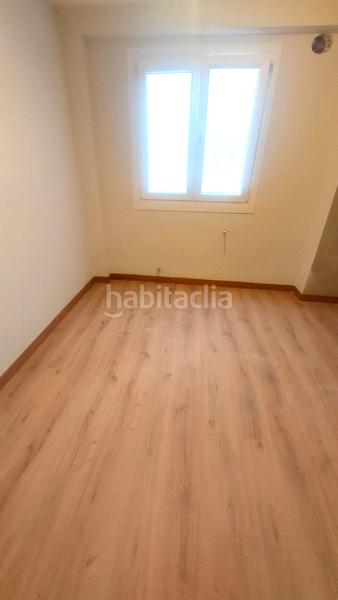 Foto ac017d70-9749-4e5d-9138-e20e3d0d7b25. Lloguer pis a rúa do conde de torrecedeira 84 a Berbés - Peritos Vigo