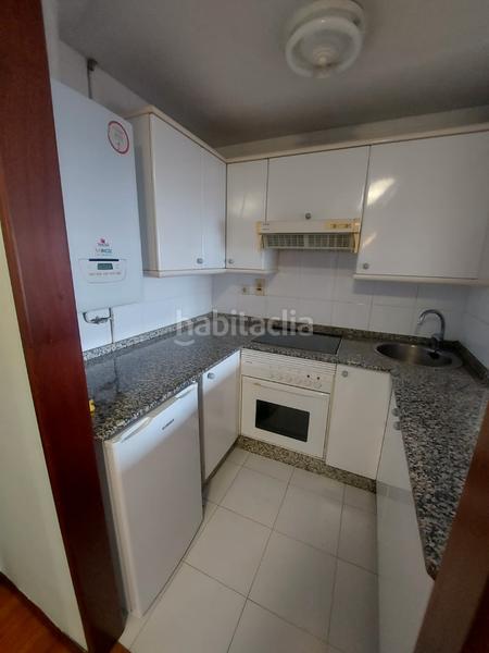 Foto 34450427-c2ed-4df5-b0ab-f7e03e7bcc24. Alquiler apartamento en rúa do dez de marzo 4 en As Travesas - Balaidos Vigo
