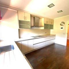 Miete Etagenwohnung in Rúa de garcía barbón 103