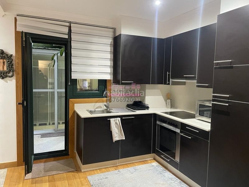 Foto 731f5727-e1a9-48f2-b084-884e84f4c887. Apartamento en rúa de joaquín loriga 16 en Plaza España - Corte Inglés Vigo