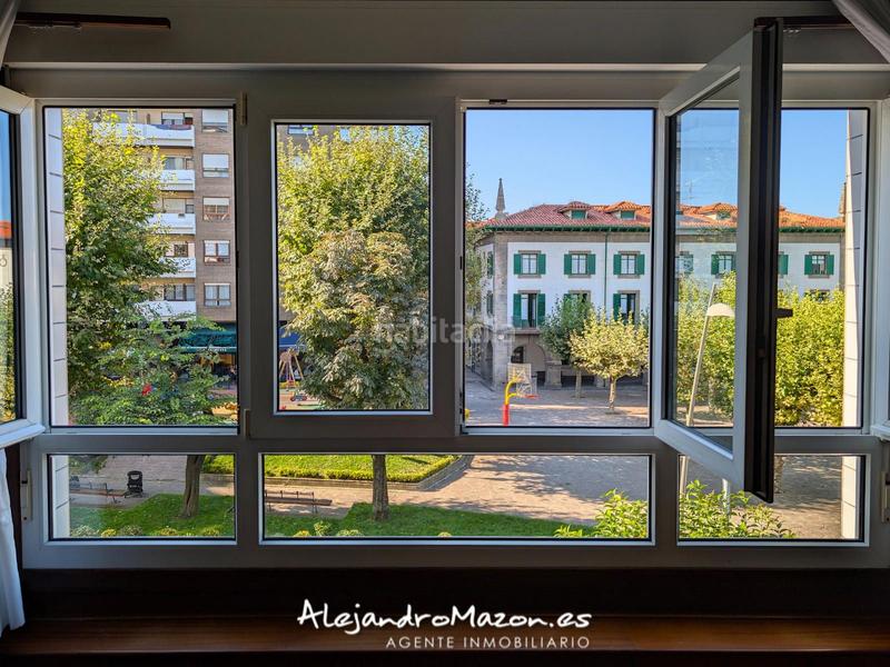 Foto 176fdee4-ece8-4821-9a9a-fe3cf6bdd6c9. Piso en la ronda 48 vistas al mar. 4 habitaciones, terraza y garaje en Castro - Urdiales
