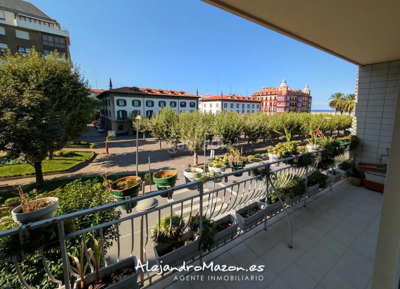 Foto 3adfc87e-3e70-4190-9f21-a07ddb57f62f. Piso en la ronda 48 vistas al mar. 4 habitaciones, terraza y garaje en Castro - Urdiales