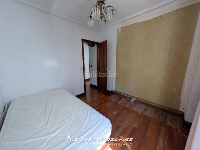 Foto a3e56a35-948a-46ea-bd99-1e8a51f15be2. Piso en la ronda 48 vistas al mar. 4 habitaciones, terraza y garaje en Castro - Urdiales