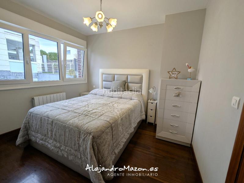 Foto f8d88a3a-f829-474d-b63f-2db1fa774e6a. Casa adosada en españa 4 en la zona alta de Cotolino. amplias y soleadas terrazas. en Castro - Urdiales