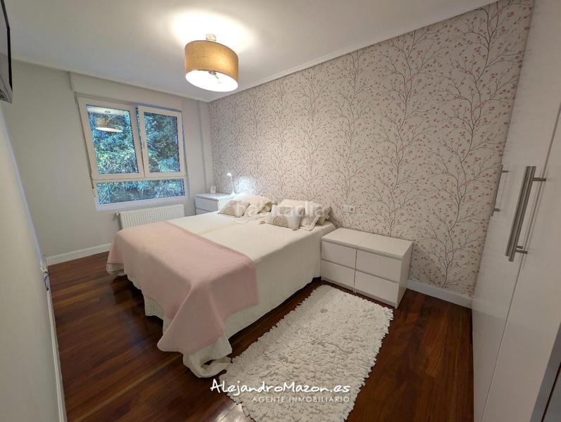 Foto f56a9fdf-afa2-43d5-a937-b228ef1a6109. Pis a voluntariado 6 a Centro Castro - Urdiales