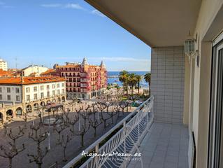 Appartement  La ronda 48. En la barrera. 136 m2  útiles  5 habit. vistas a la bahía desde