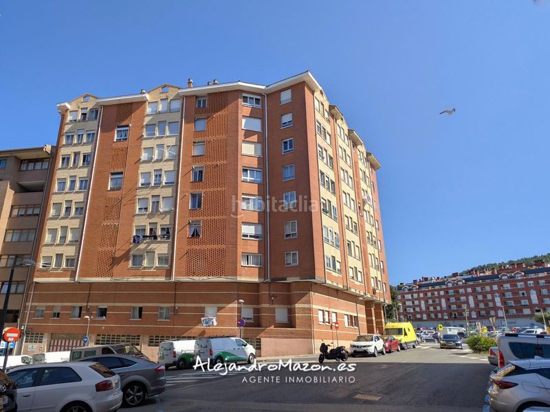 Foto c78e7d6a-5b8a-4e2d-8da6-e26c5d04a39e. Pis a leonardo rucabado 7 a Centro Castro - Urdiales