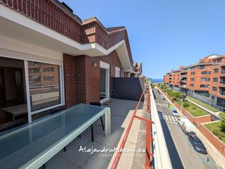 Ático  8 de marzo 11. Ático con 2 terrazas, garaje, trastero y urbaniz. con piscina