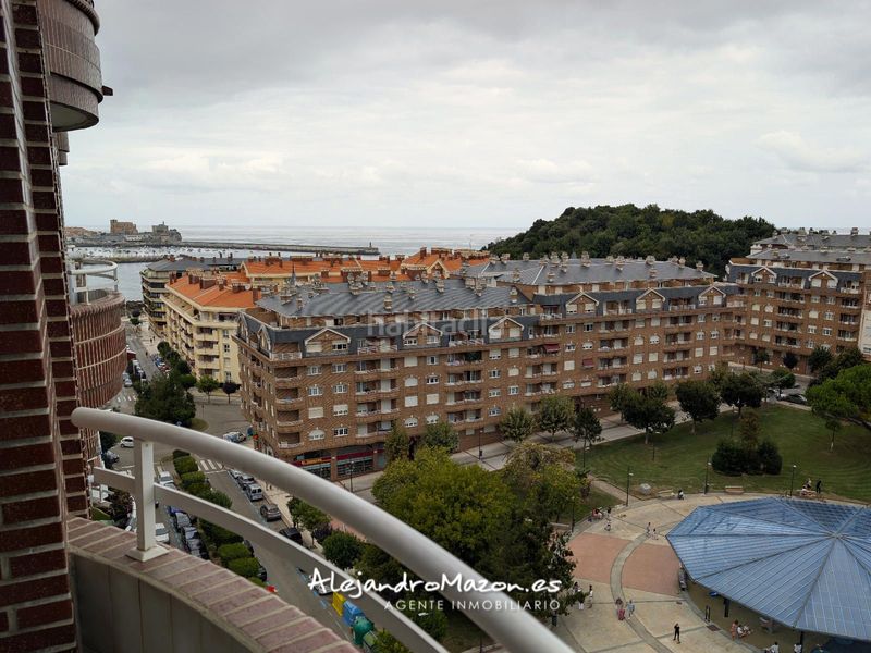 Foto a1949d64-1deb-417b-94d1-9aecedbb1b5b. Lloguer pis a ataulfo argenta 6 a Cotolino Castro - Urdiales