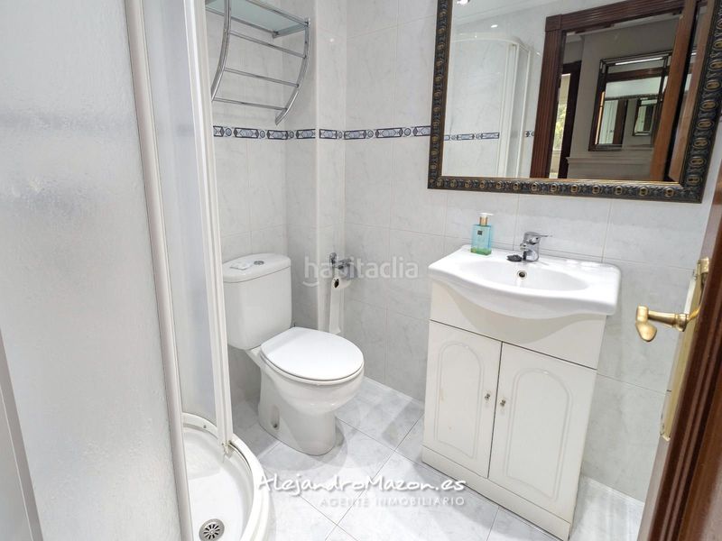 Foto ceee86a5-d0b3-4947-baba-49f65681f843. Lloguer pis a ataulfo argenta 6 a Cotolino Castro - Urdiales