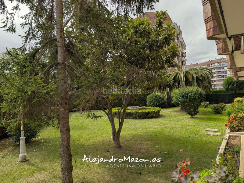 Foto 4b990ed1-ac92-4ddf-ae4b-e41919894800. Pis amb calefacció aparcament piscina a Brazomar Castro - Urdiales