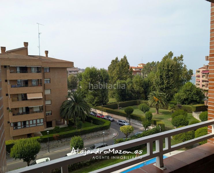 Foto 53d2022e-7cbb-42f6-a742-f13de2c0c1ab. Pis amb calefacció aparcament piscina a Brazomar Castro - Urdiales