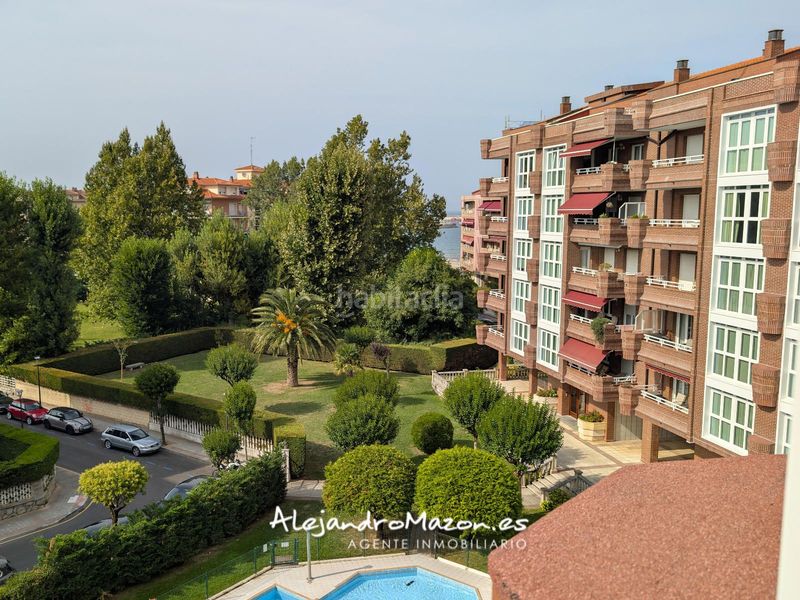 Foto af81c617-6c30-44cd-9c14-ba2373f2bc72. Pis amb calefacció aparcament piscina a Brazomar Castro - Urdiales