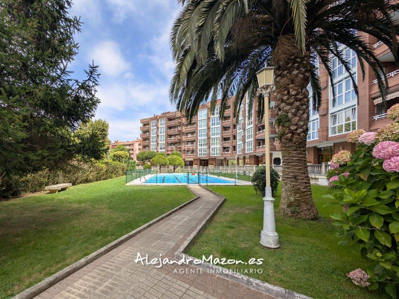 Foto e5a830a3-3c04-4ab7-85ed-941eb1d4eaf2. Pis amb calefacció aparcament piscina a Brazomar Castro - Urdiales